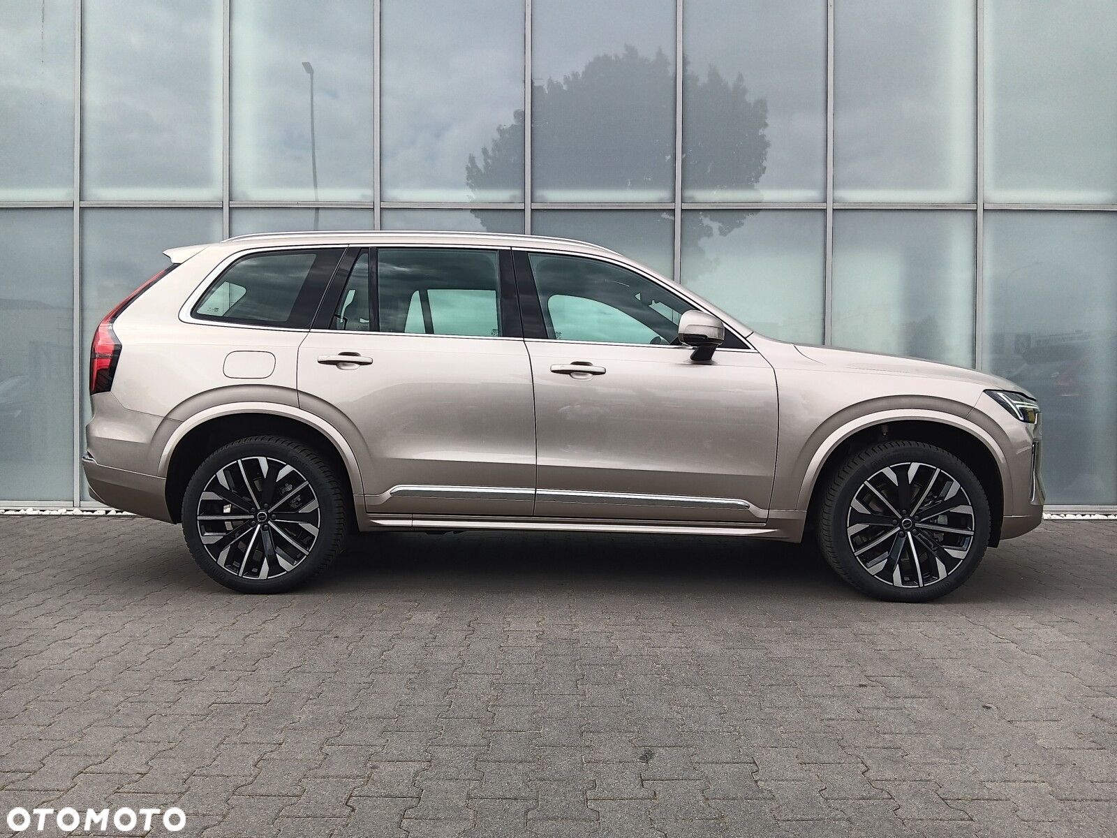 Volvo XC 90 - 5
