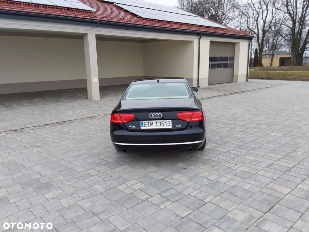 Audi A8 4.2 FSI Quattro - 17