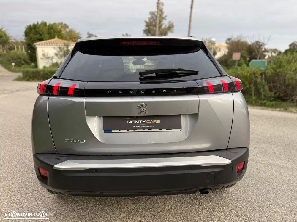 Peugeot 2008 1.2 Allure - 8