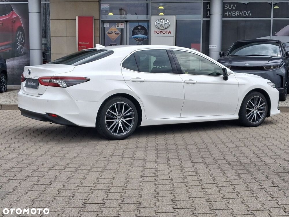 Toyota Camry 2.5 Hybrid Executive CVT - 5