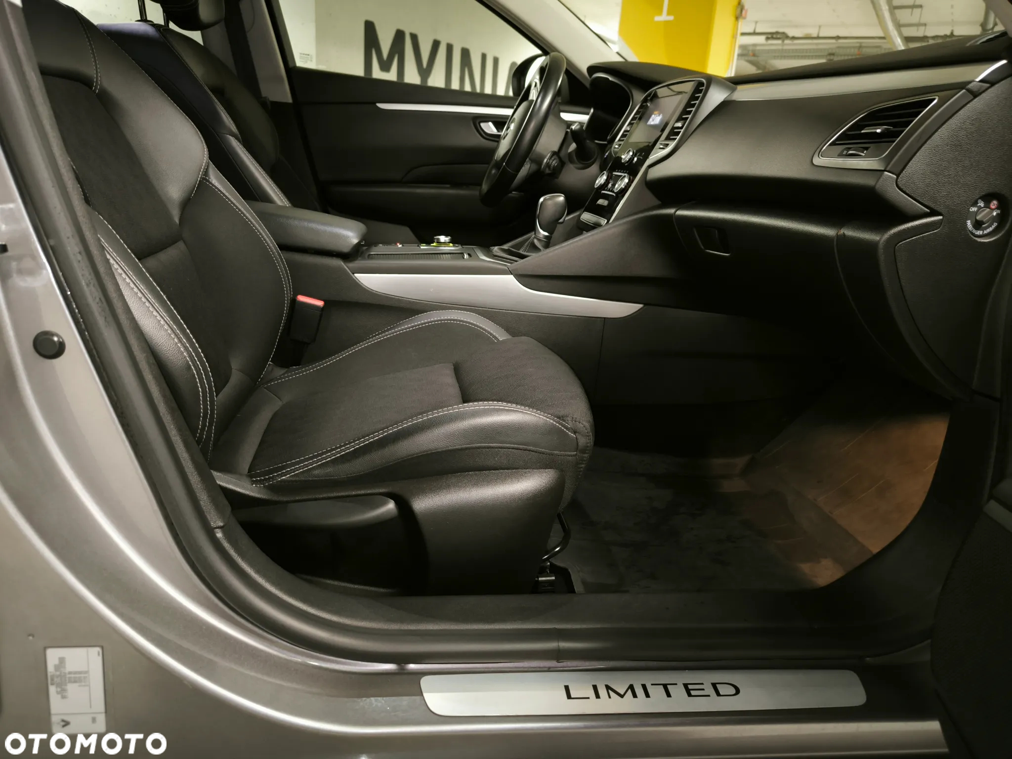 Renault Talisman 1.3 TCe FAP Limited EDC - 23