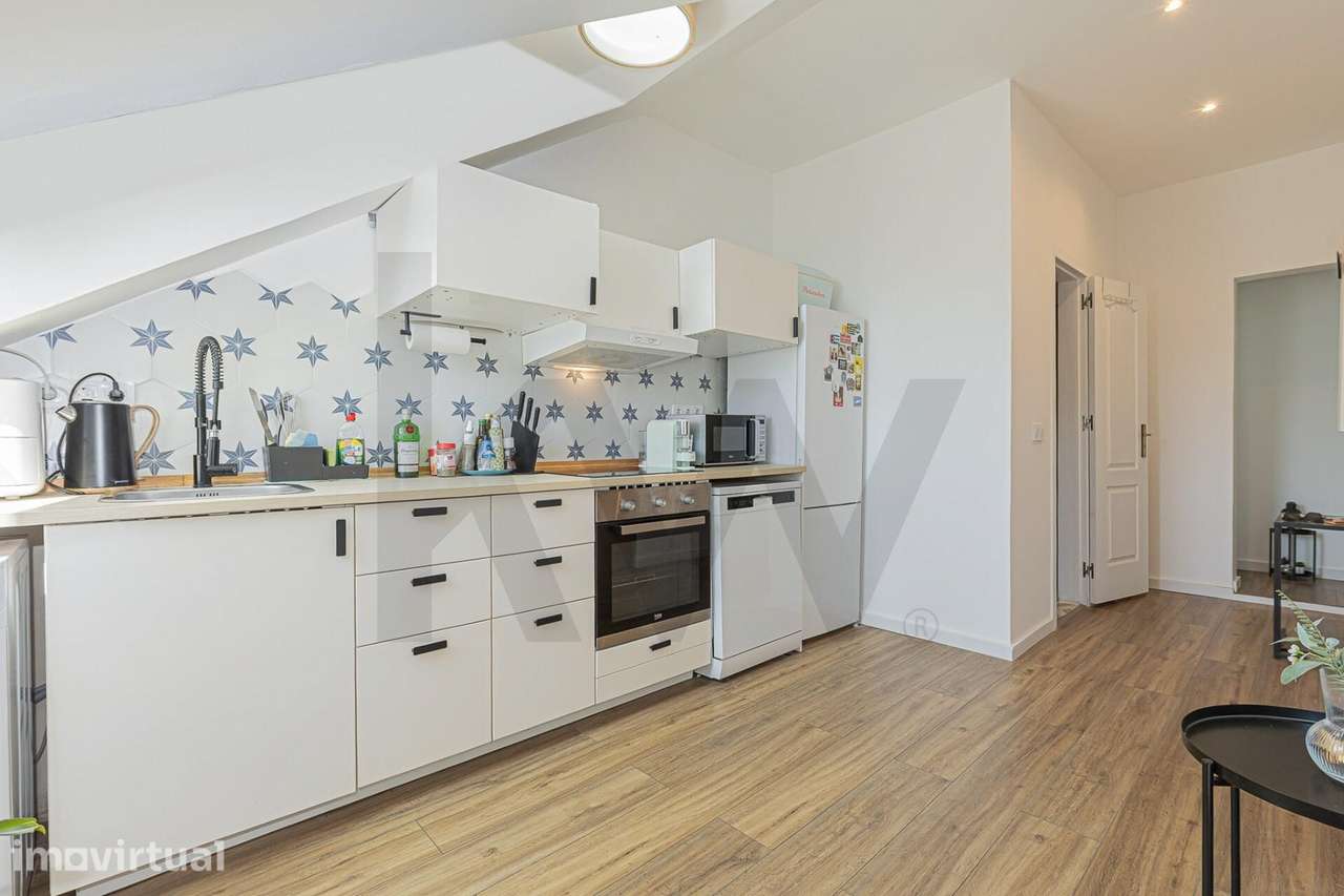 Apartamento T1+1 | Largo do Galvão, Lisboa. Sótão com charme no coraçã - Grande imagem: 5/29