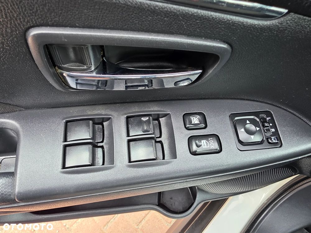 Mitsubishi ASX 1.6 2WD Plus - 16