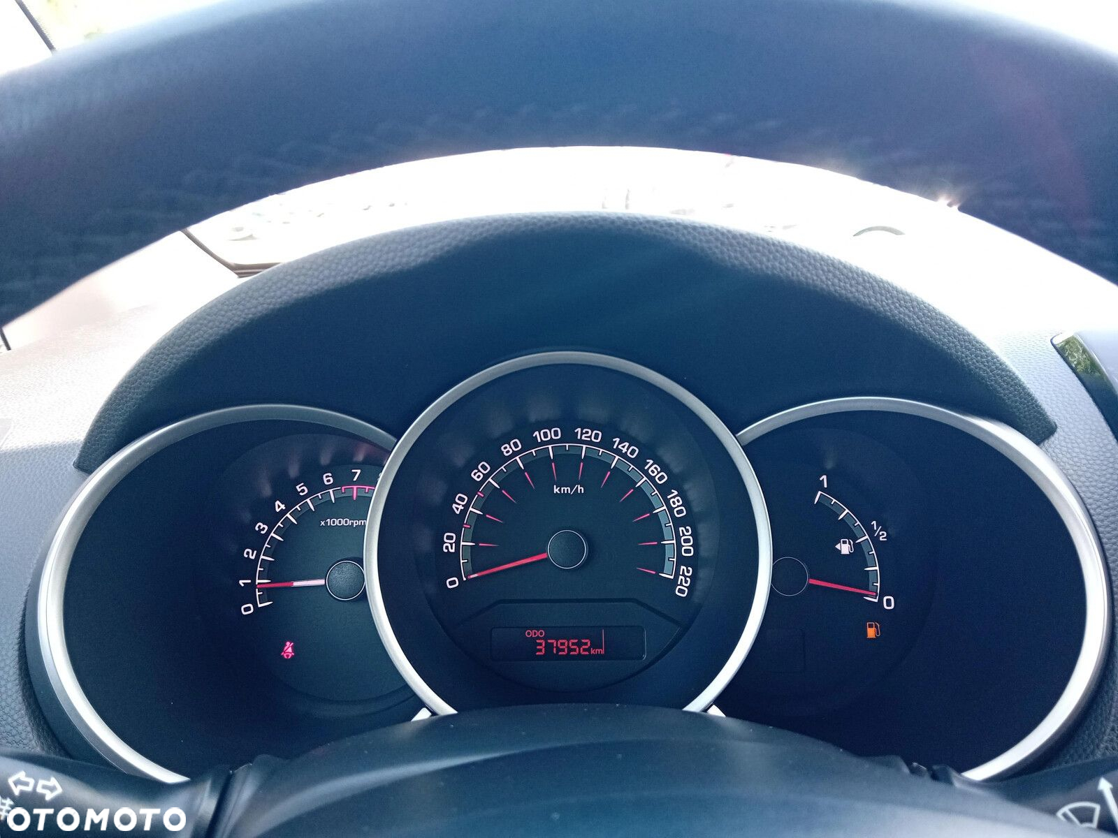 Kia Venga 1.6 L - 11