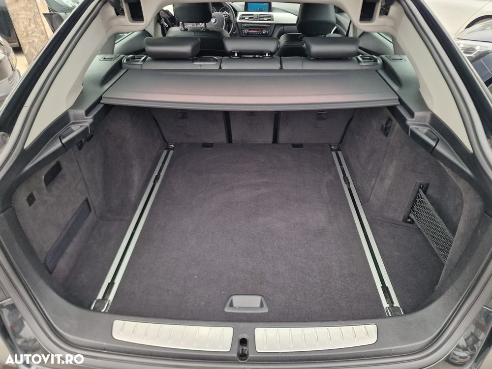 BMW Seria 3 320d GT Aut. Luxury Line - 32