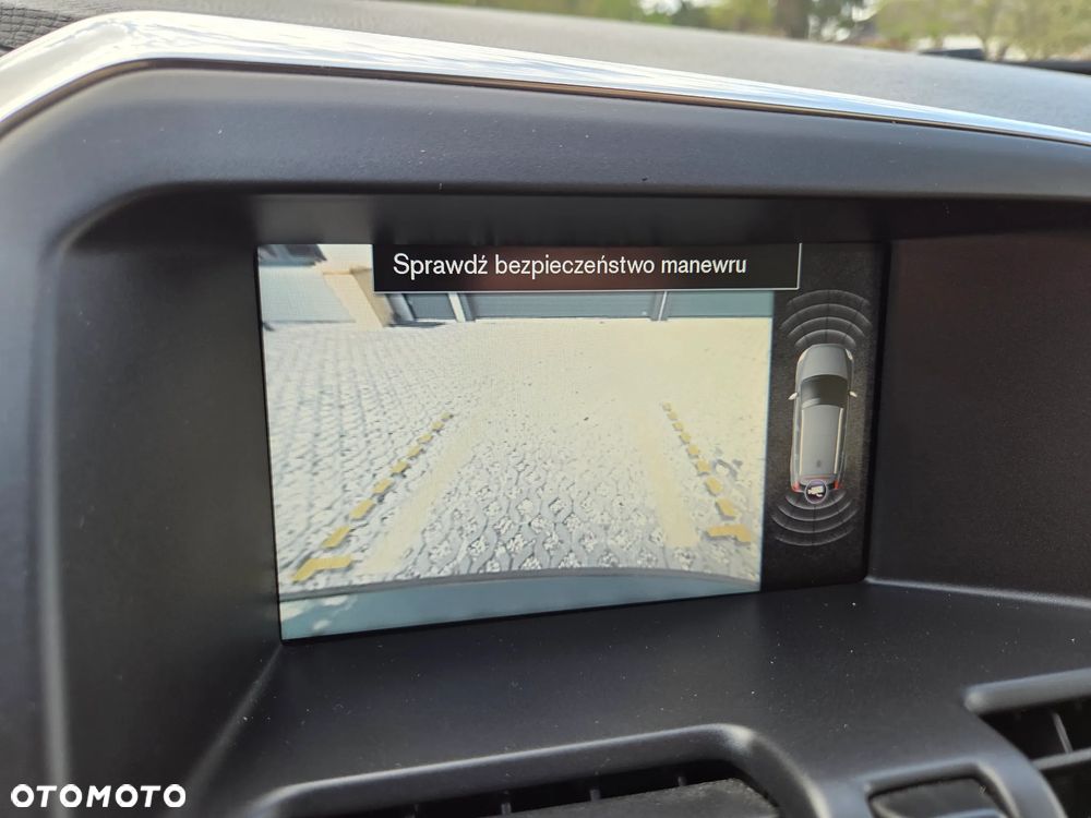 Volvo XC 60 T6 AWD Momentum - 15