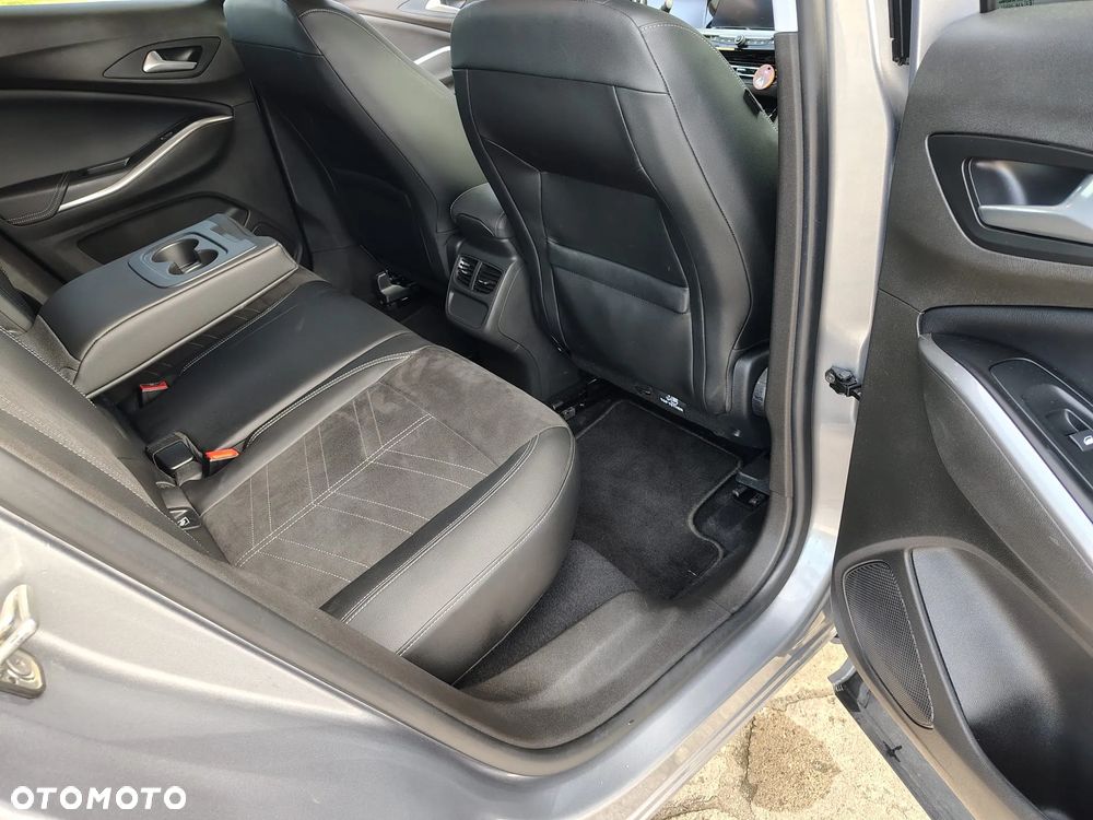 Opel Grandland 1.5 D Automatik Ultimate - 24