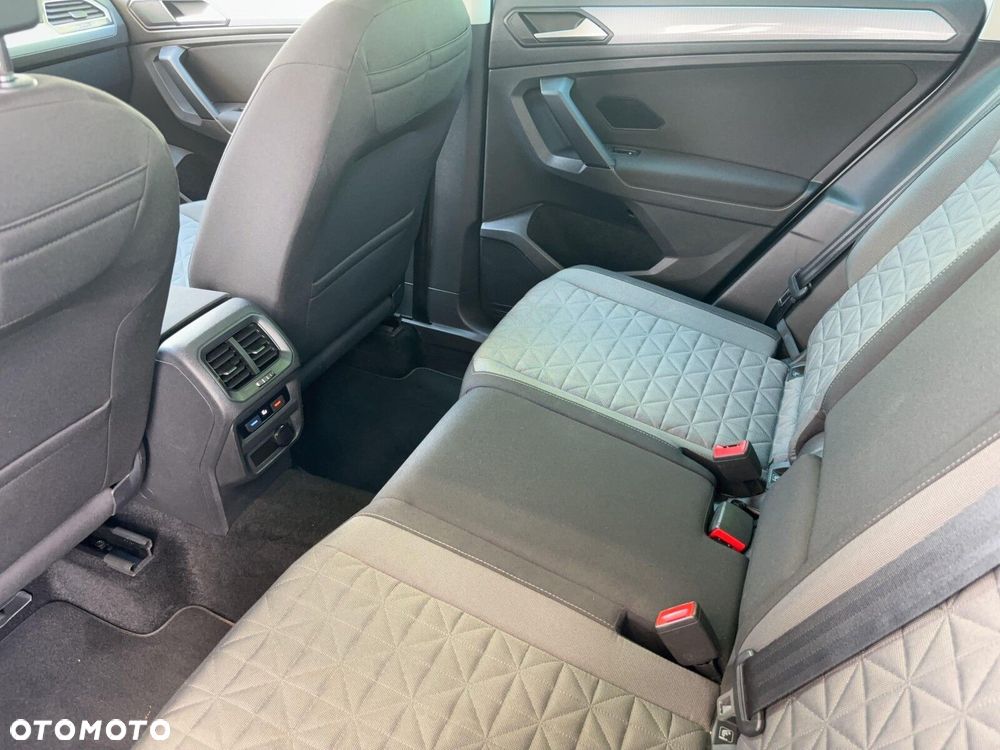 Volkswagen Tiguan 1.5 TSI EVO Elegance DSG - 15