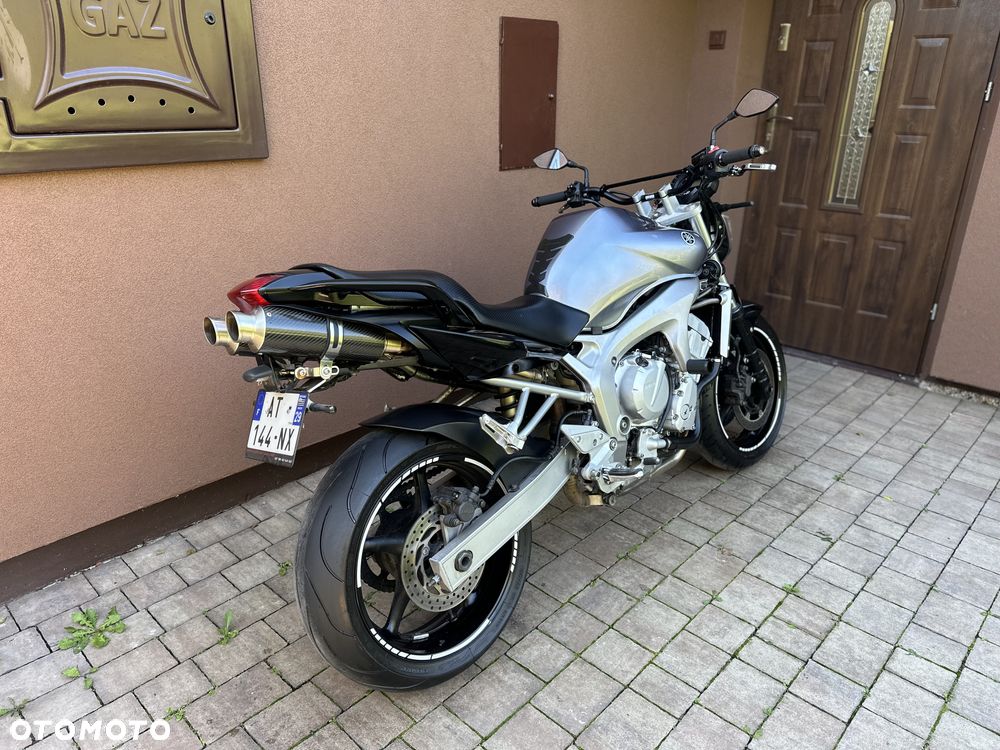Yamaha FZ6 - 5