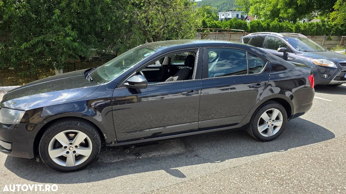 Skoda Octavia 2.0 TDI ELEGANCE - 8