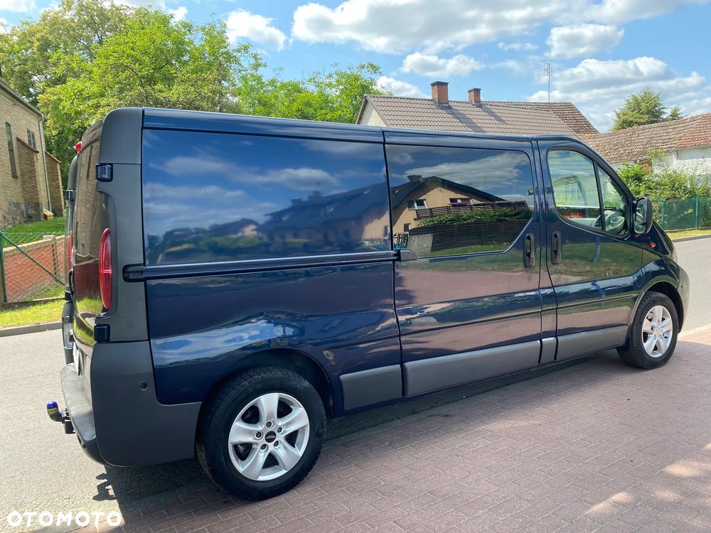 Opel Vivaro - 14