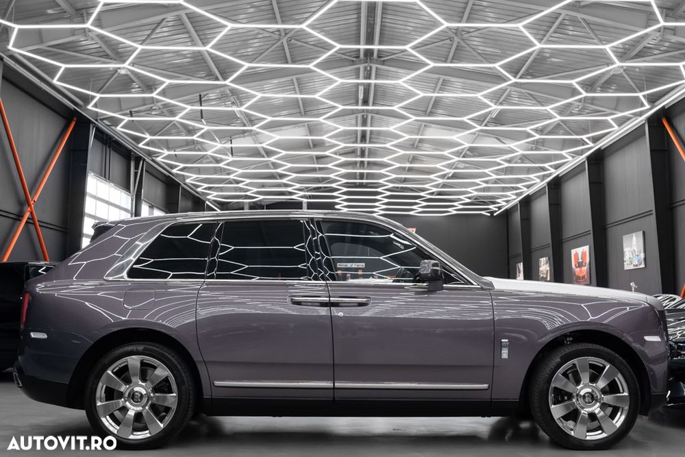 Rolls-Royce Cullinan Standard - 31