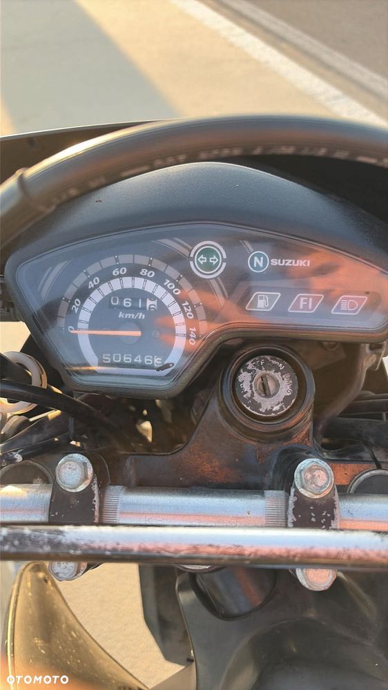 Suzuki DR - 10