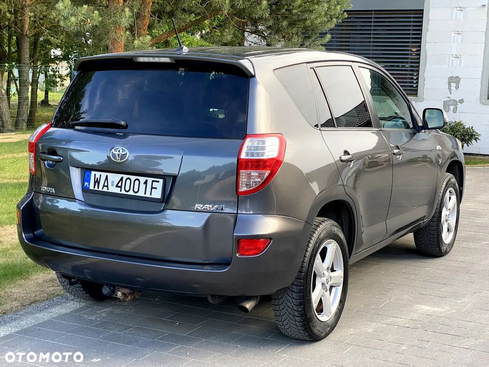 Toyota RAV4 2.2 D-CAT Premium - 12