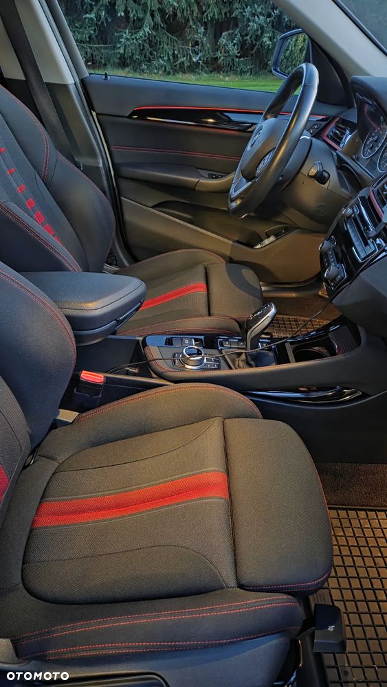 BMW X1 xDrive20d Sport Line - 16