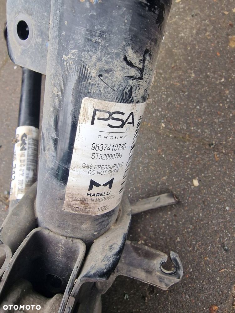 mcpherson zwrotnica opel corsa f lewa 9837410780 - 3