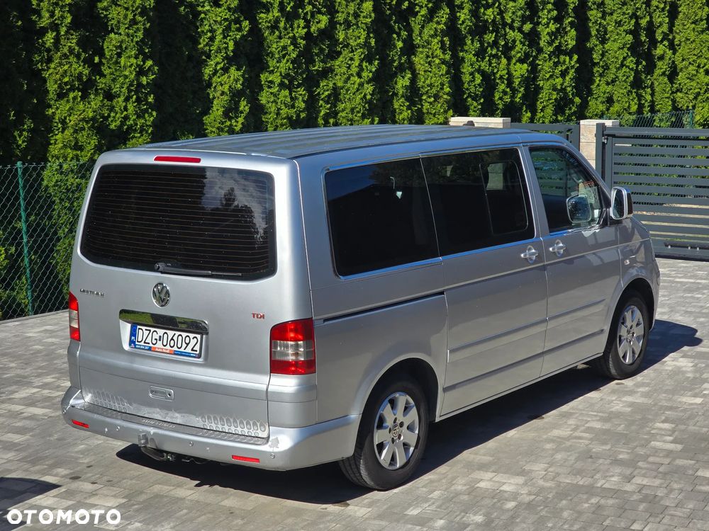 Volkswagen Multivan - 6