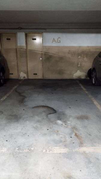 Vendo lugar de garagem