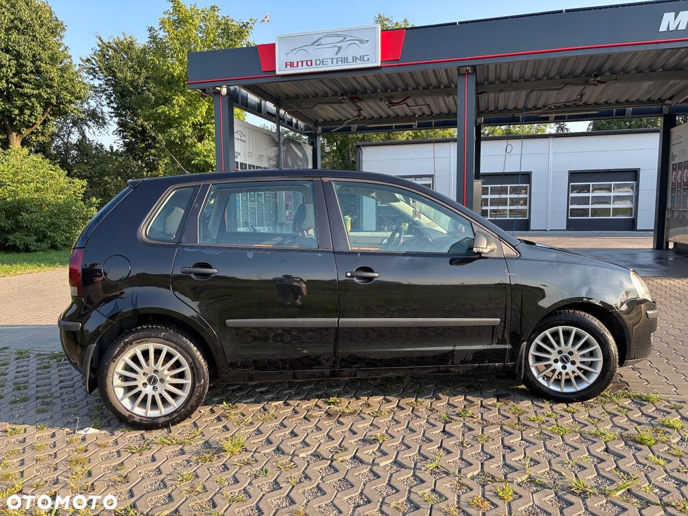 Volkswagen Polo 1.4 TDI Comfortline - 4