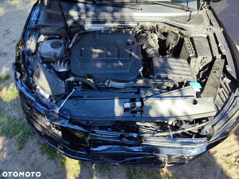 Volkswagen Passat Variant 2.0 TDI SCR DSG Elegance - 26
