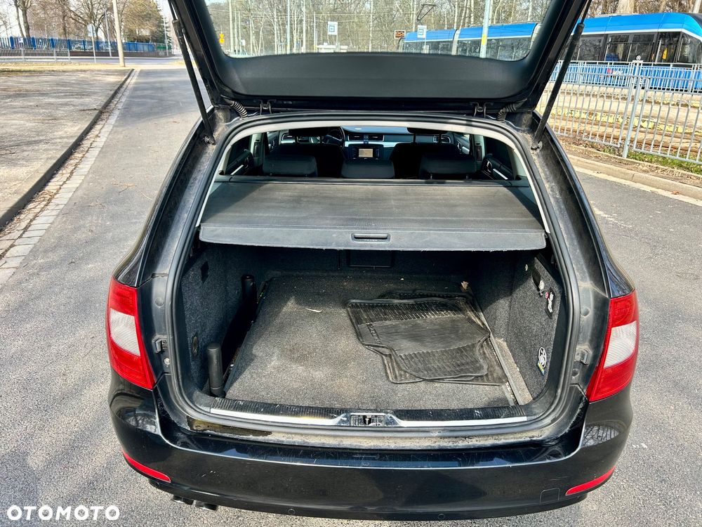 Skoda Superb 2.0 TDI Exclusive - 9