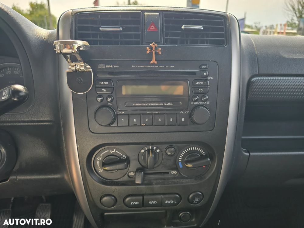 Suzuki Jimny 1.5 DDiS Comfort - 9