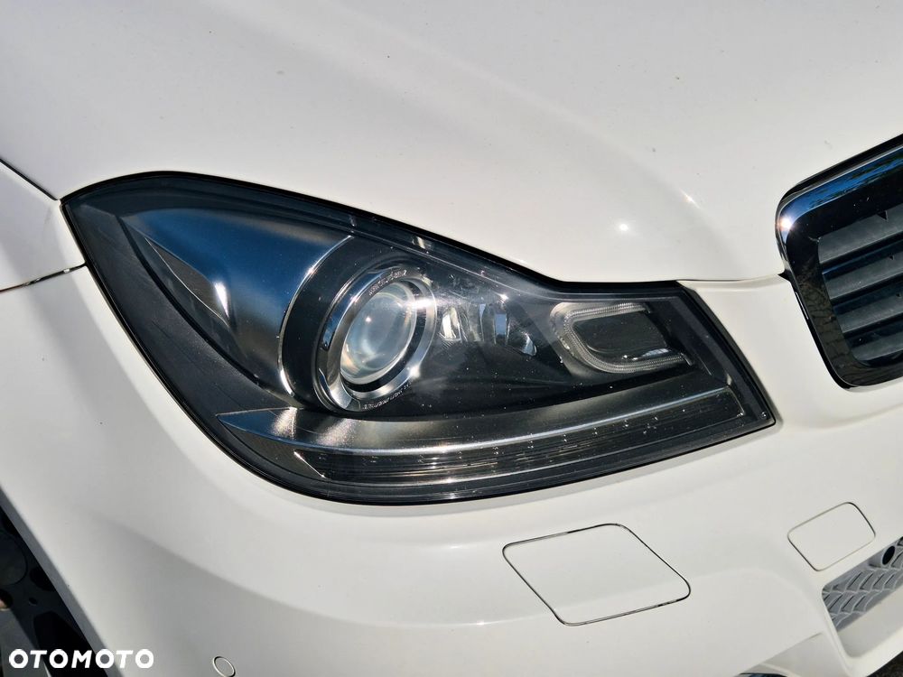 Mercedes-Benz Klasa C 180 (BlueEFFICIENCY) 7G-TRONIC Elegance - 9
