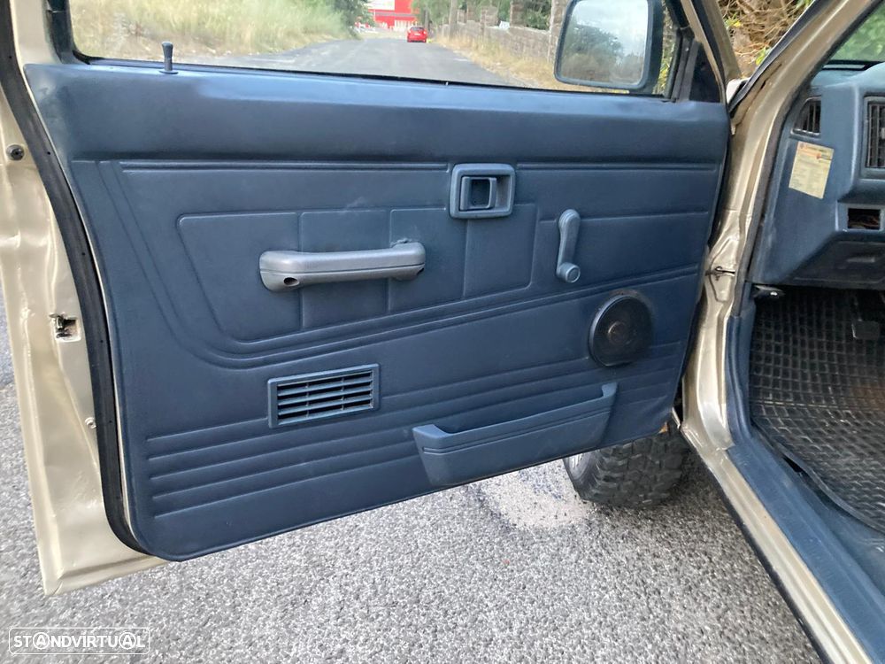 Nissan Pick Up 2.5 D CD - 14