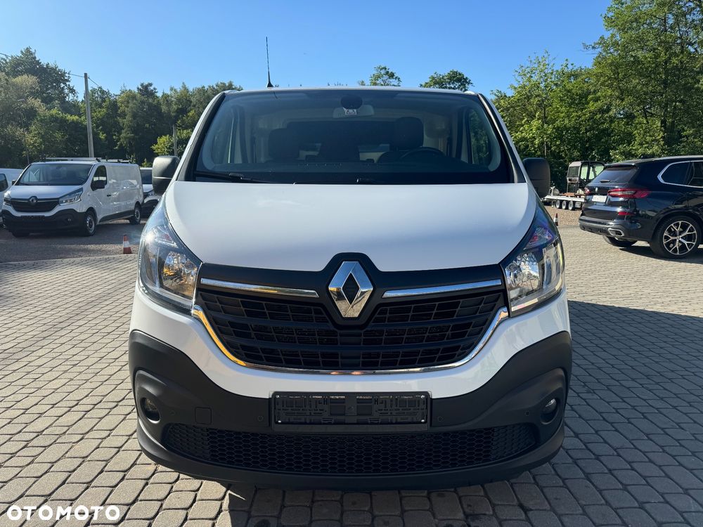 Renault Trafic - 2