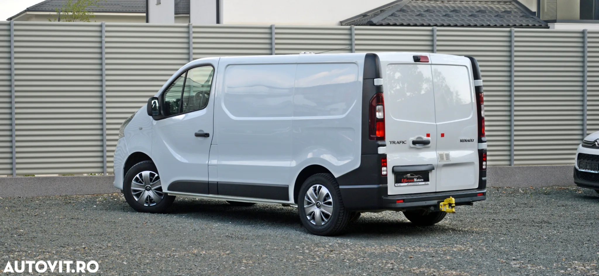 Renault Trafic - 16