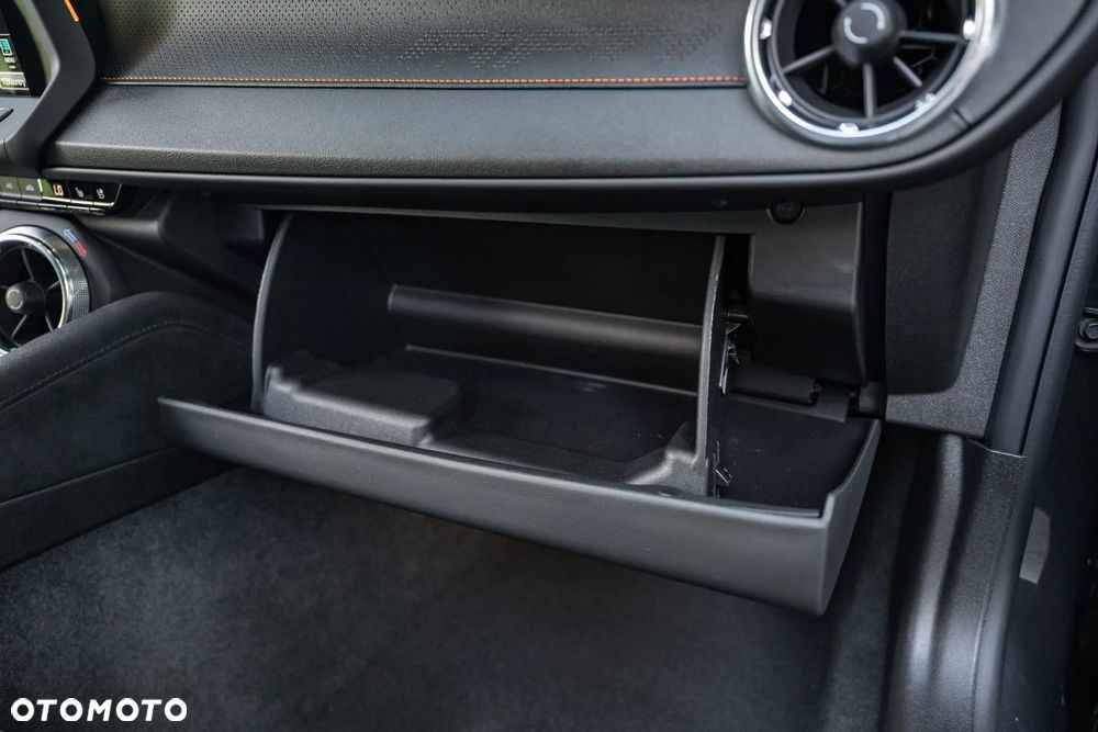 Chevrolet Camaro - 26