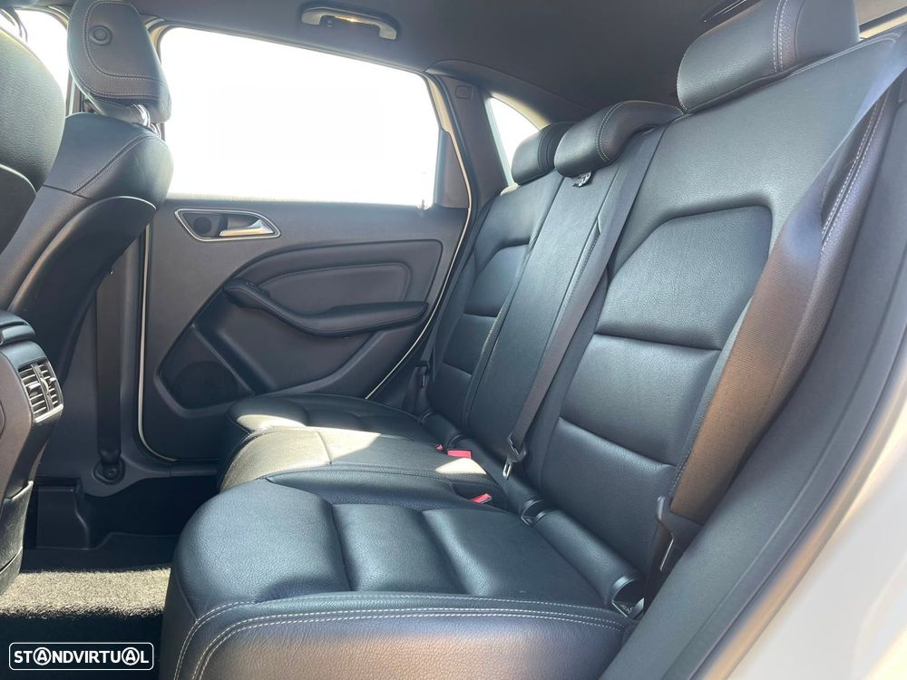 Mercedes-Benz B 180 CDI BE Fleet Pack Aut.107g - 12