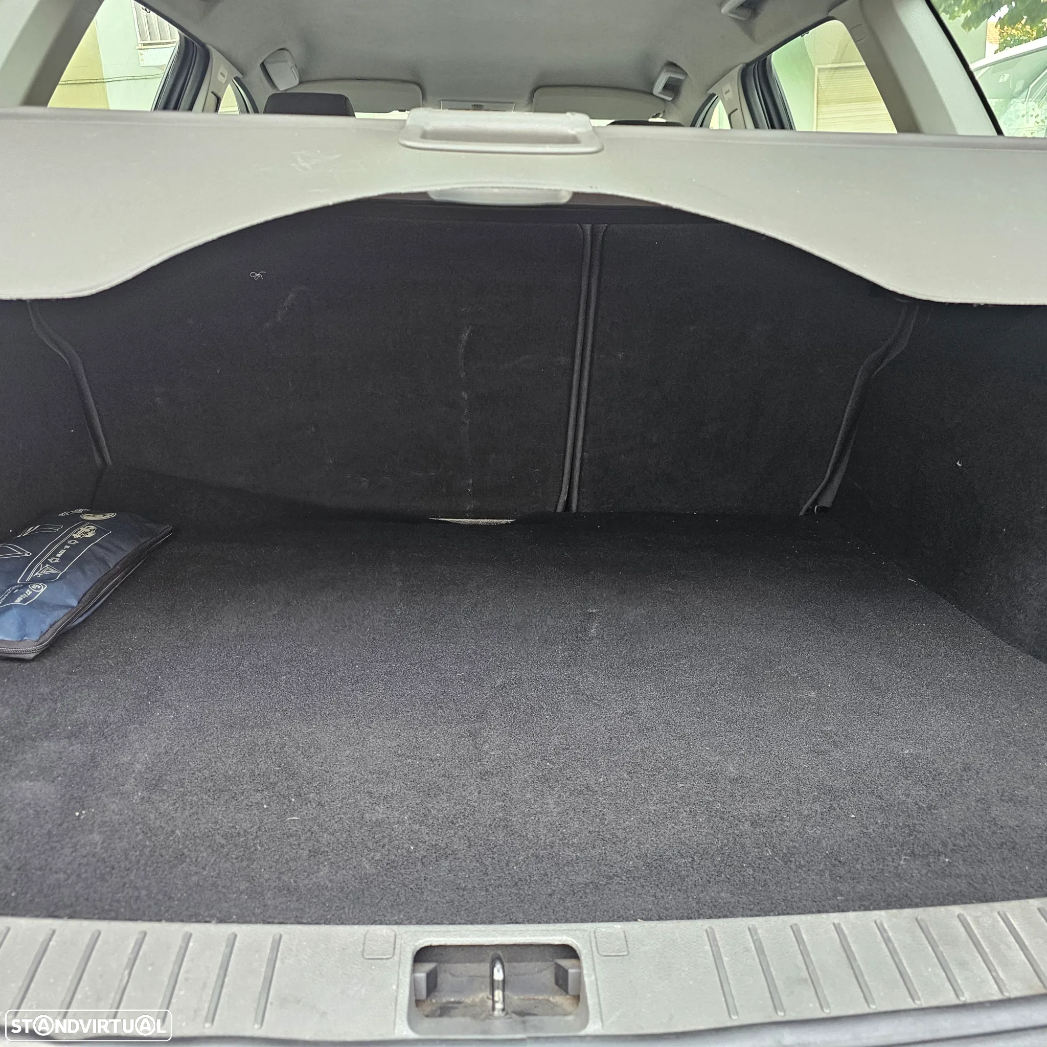 Ford Focus SW 1.6 TDCi Sport - 25