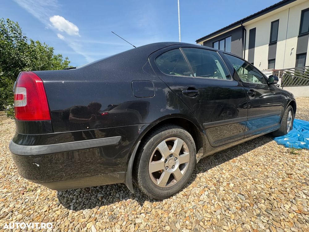 Skoda Octavia 1.9TDI Elegance Aut - 4