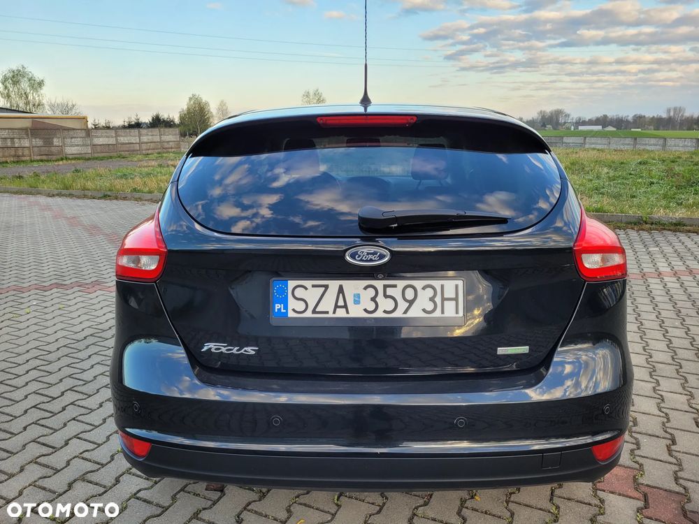 Ford Focus 1.0 EcoBoost Titanium - 26