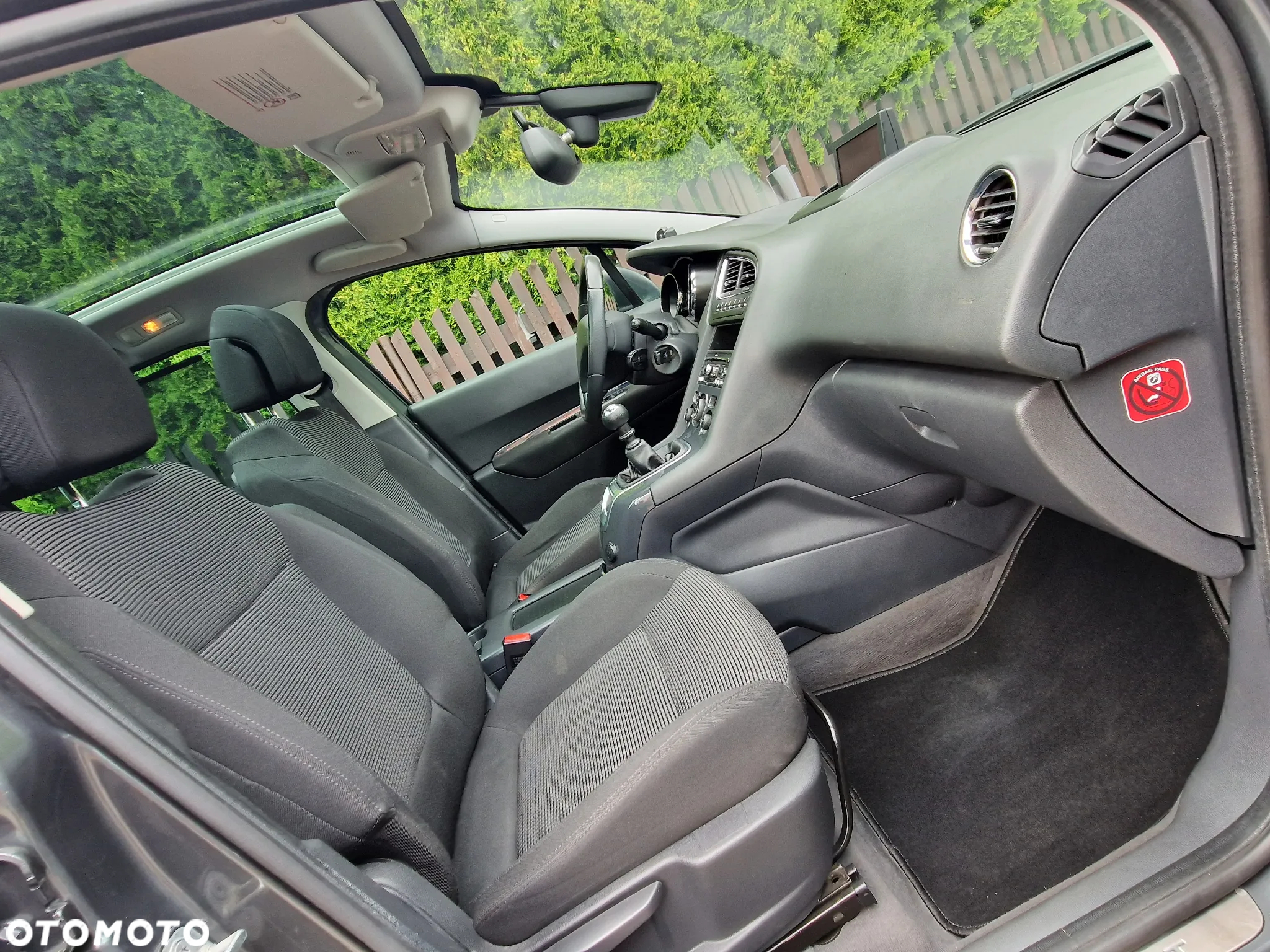 Peugeot 5008 1.6 THP Premium - 7