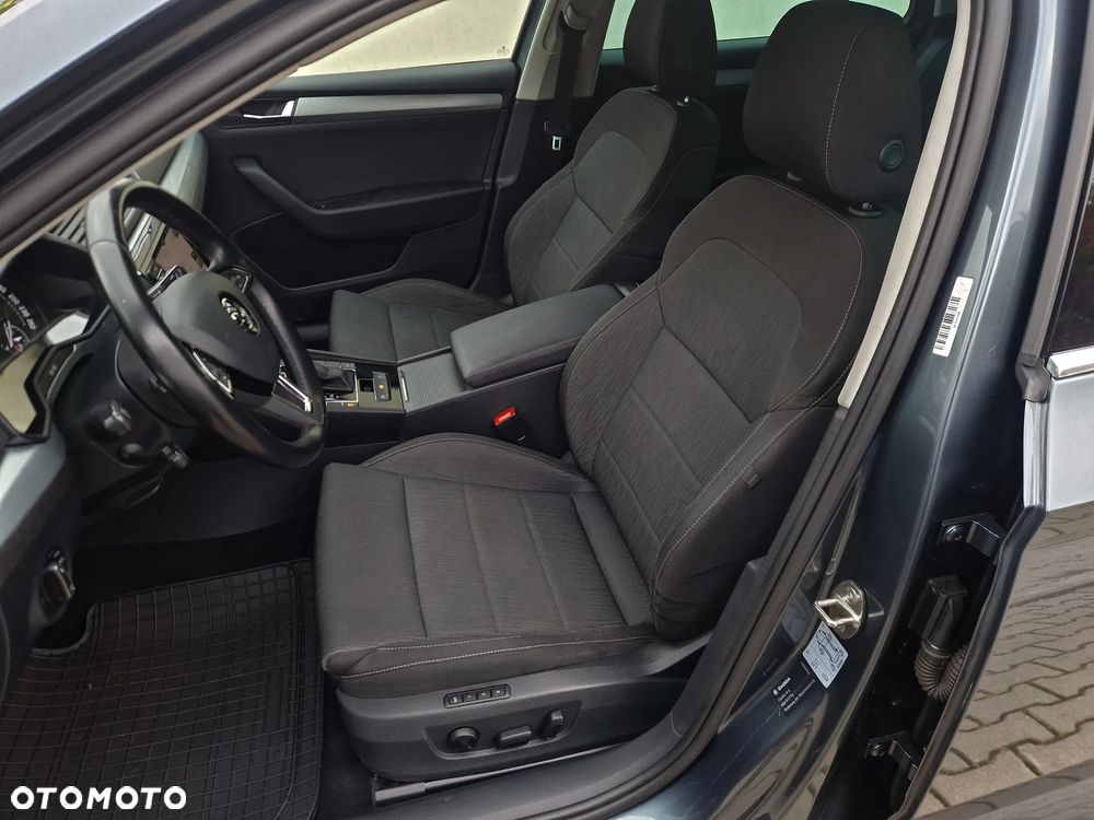 Skoda Superb 2.0 TDI DSG Style - 13