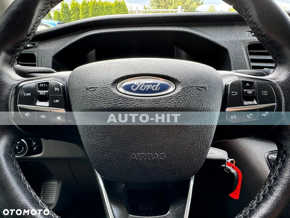 Ford Transit - 26