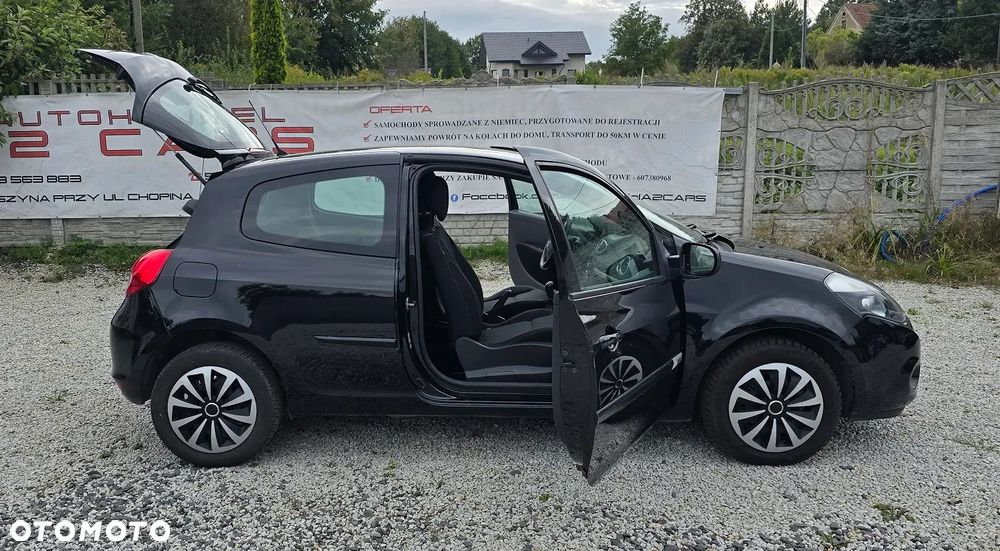 Renault Clio - 16