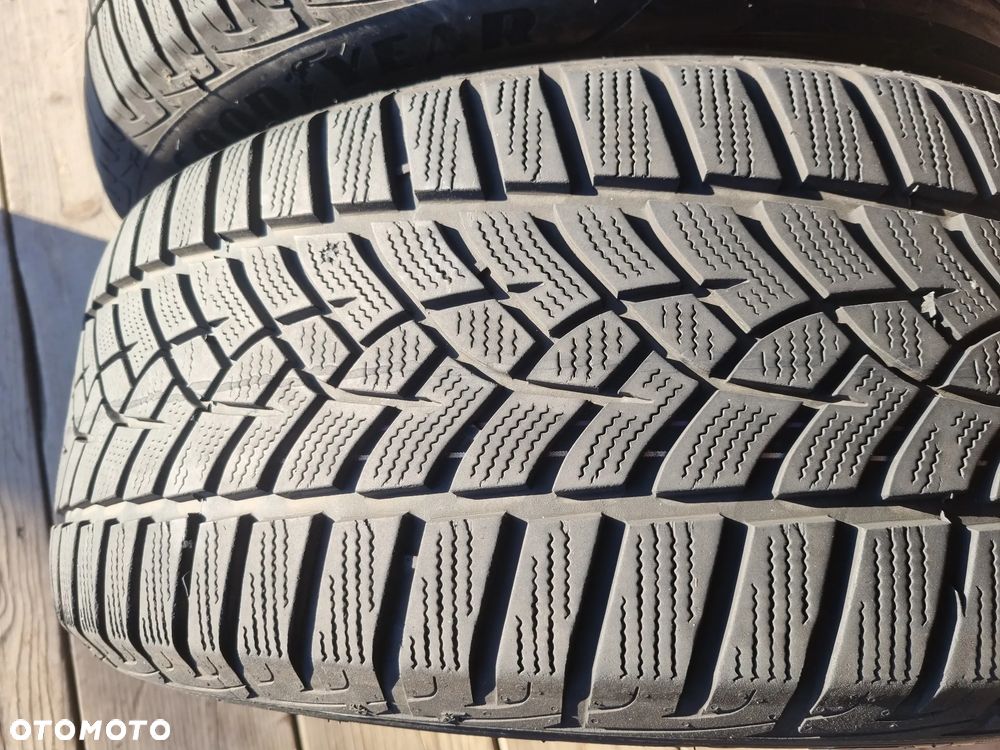 Opony Goodyear ULTRAGRIP Performance + 225/55r17 101V 2x7,2mm bdb stan - 2