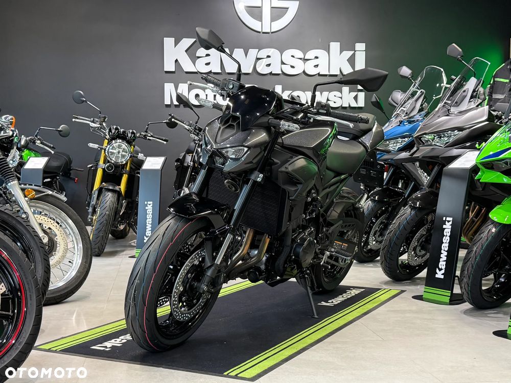 Kawasaki Z 900 - 8