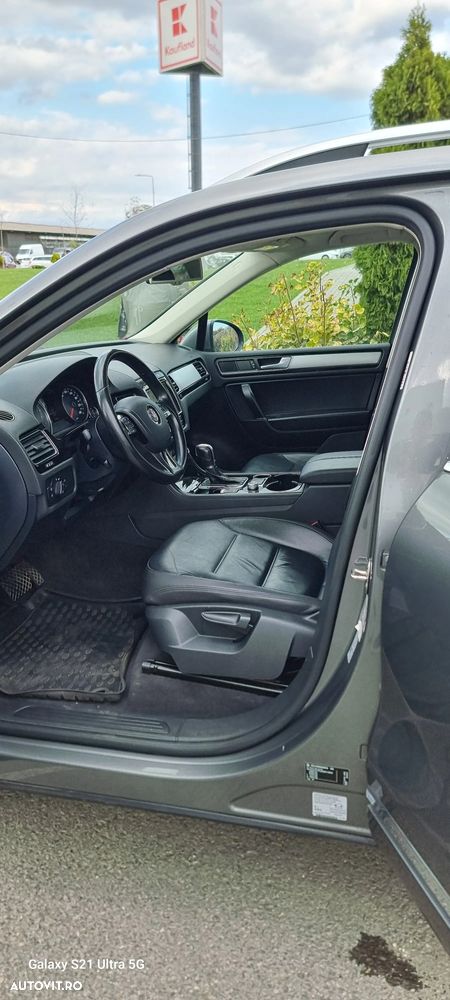 Volkswagen Touareg 3.0 V6 TDI BMT - 9