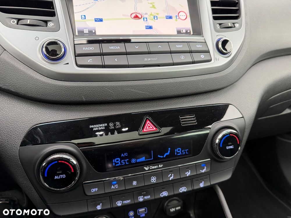 Hyundai Tucson 1.7 CRDI BlueDrive Style 2WD - 27