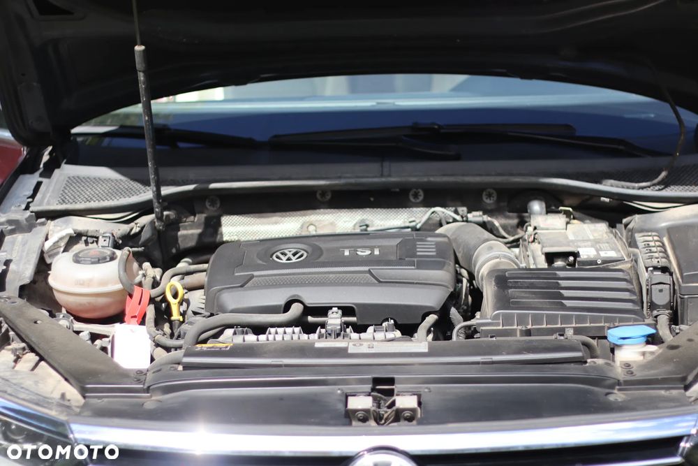 Volkswagen Passat 1.8 TSI BMT Highline DSG - 28