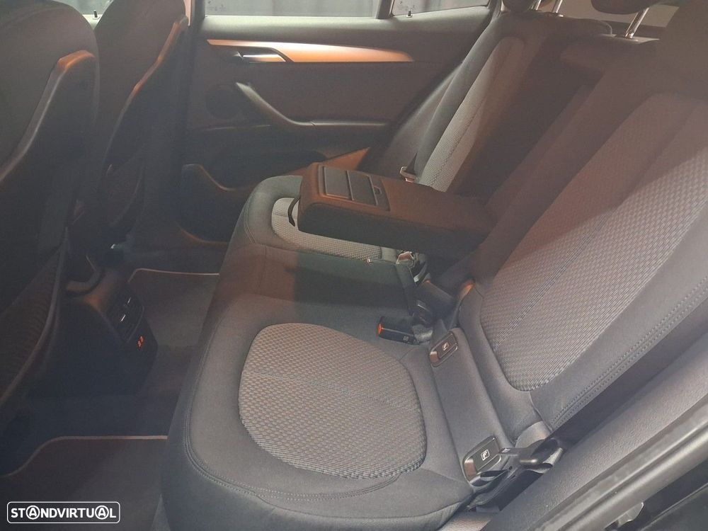 BMW X2 25 e xDrive Advantage - 13
