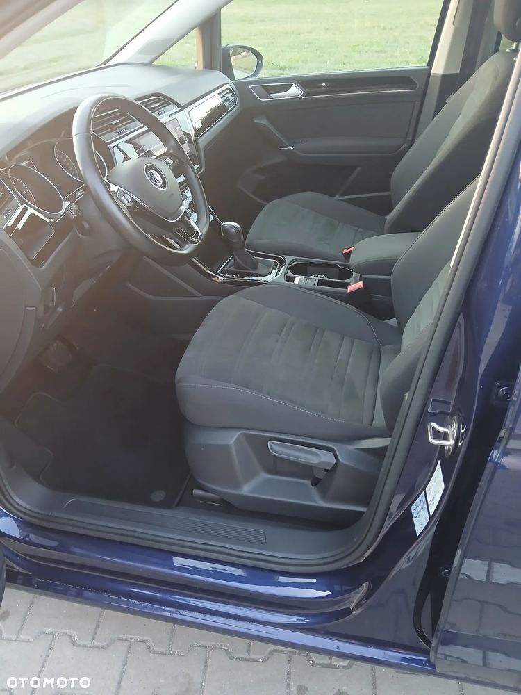 Volkswagen Touran 2.0 TDI SCR (BlueMotion Technology) DSG Comfortline - 12