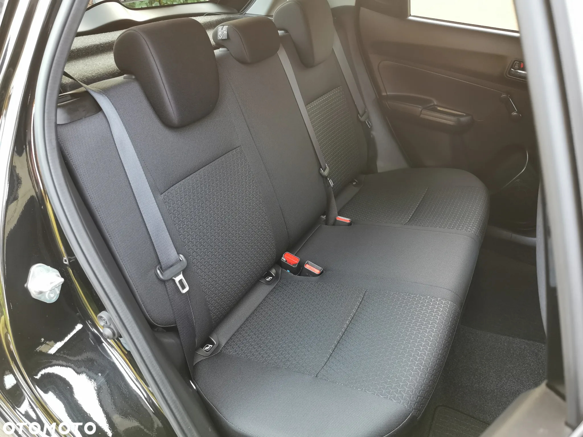 Suzuki Swift 1.2 Dualjet Hybrid Allgrip Comfort - 22