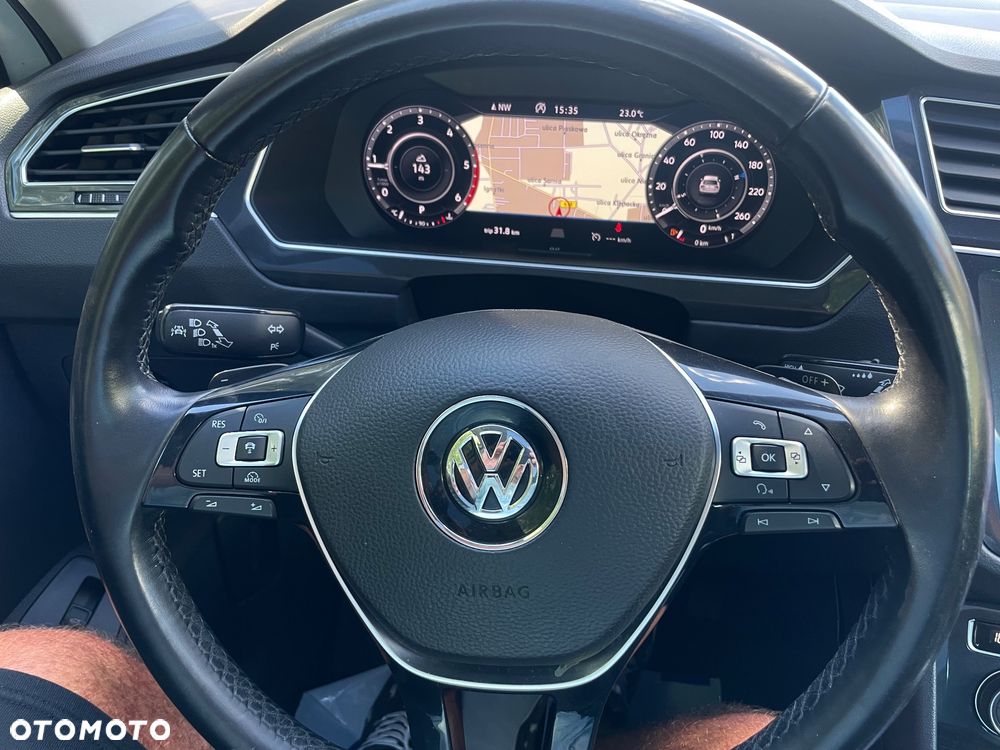 Volkswagen Tiguan - 13