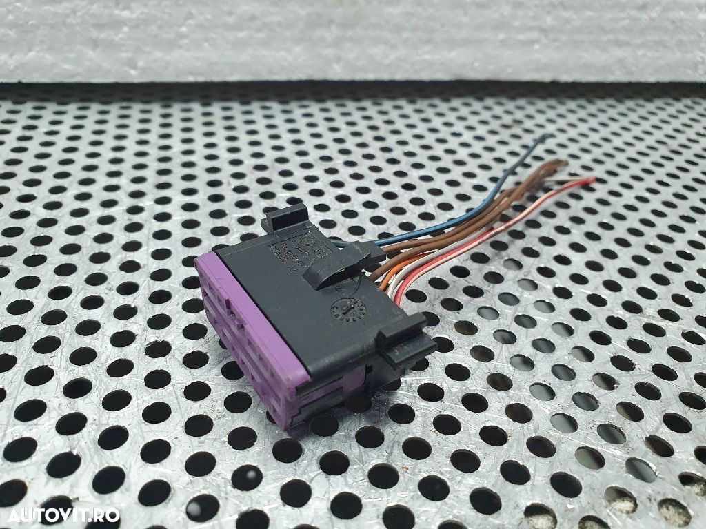 Conector mufa diagnoza  SKODA OCTAVIA 1Z3 2004 - 2013 1.9 TDI BJB, BKC, BLS, BXE 3A0972695 - 1