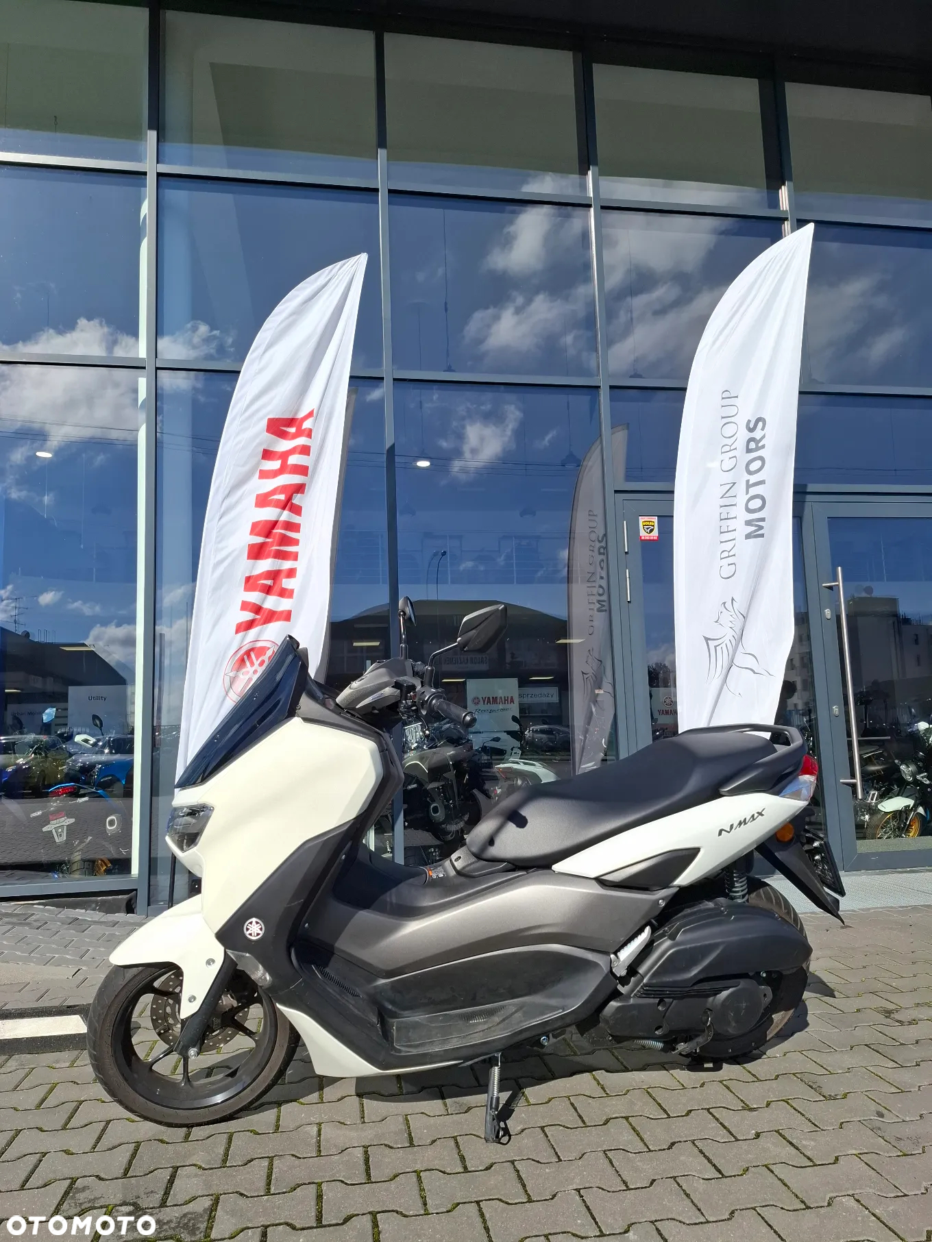Yamaha NMAX - 7